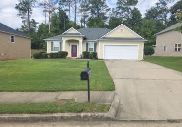 Fresh mowed lawn in Sandy Springs Georgia