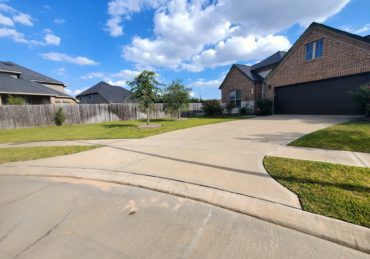 Fresh mowed lawn in Sugar Land Texas