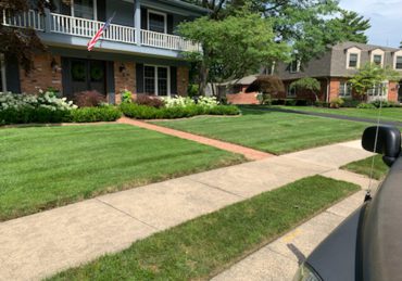 Fresh mowed lawn in Oak Lawn Illinois